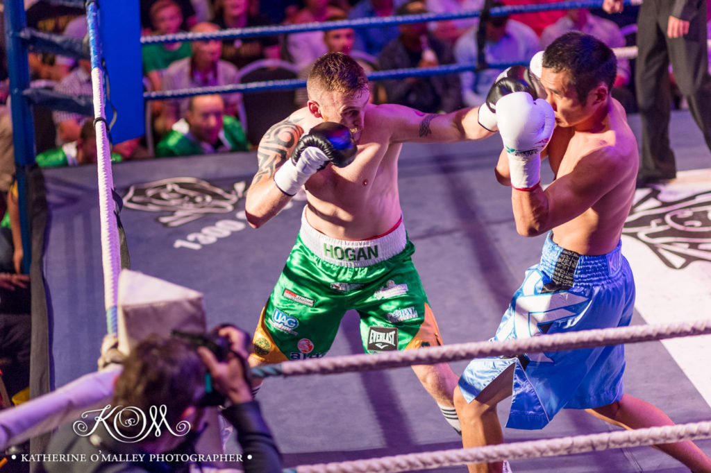 Dennis Hogan V Yao Yi Ma  @ Eatons Hill Hotel. © katherine o&#039;malley, 2016