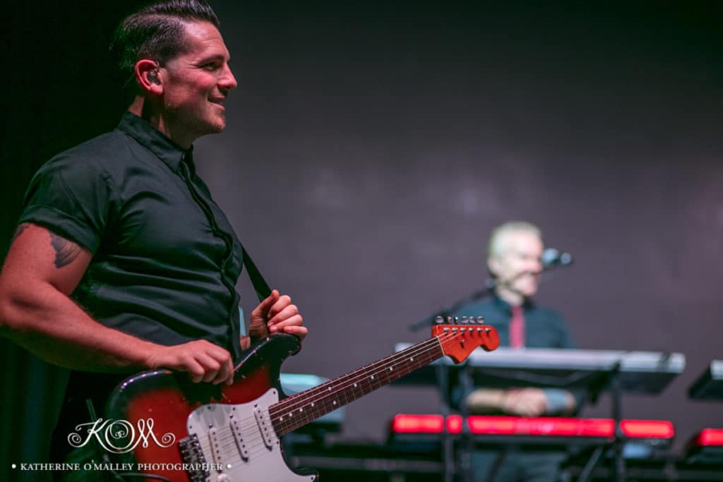 Michael Paynter/Icehouse @ The Brisbane Convention and Exhibition Centre.  &copy; katherine o'malley, 2017