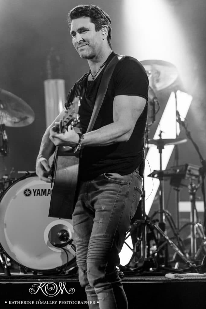 Pete Murray @ The Tivoli. &copy; katherine o'malley, 2017