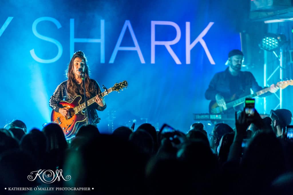 Amy Shark @ Woolly Mammoth, Brisbane.  Shot for Amnplify. &copy; katherine o'malley, 2017