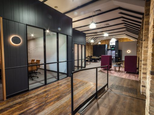 Spec Suites, Kennigo St.